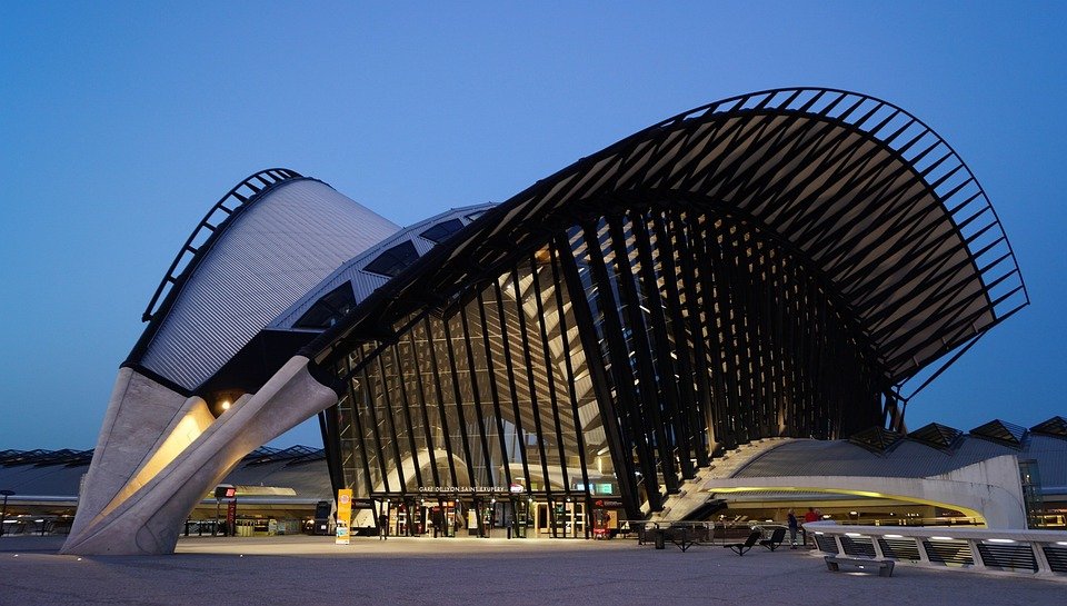 VTC Aéroport Lyon 45€ tarif fixe avec chauffeur VTC Lyon